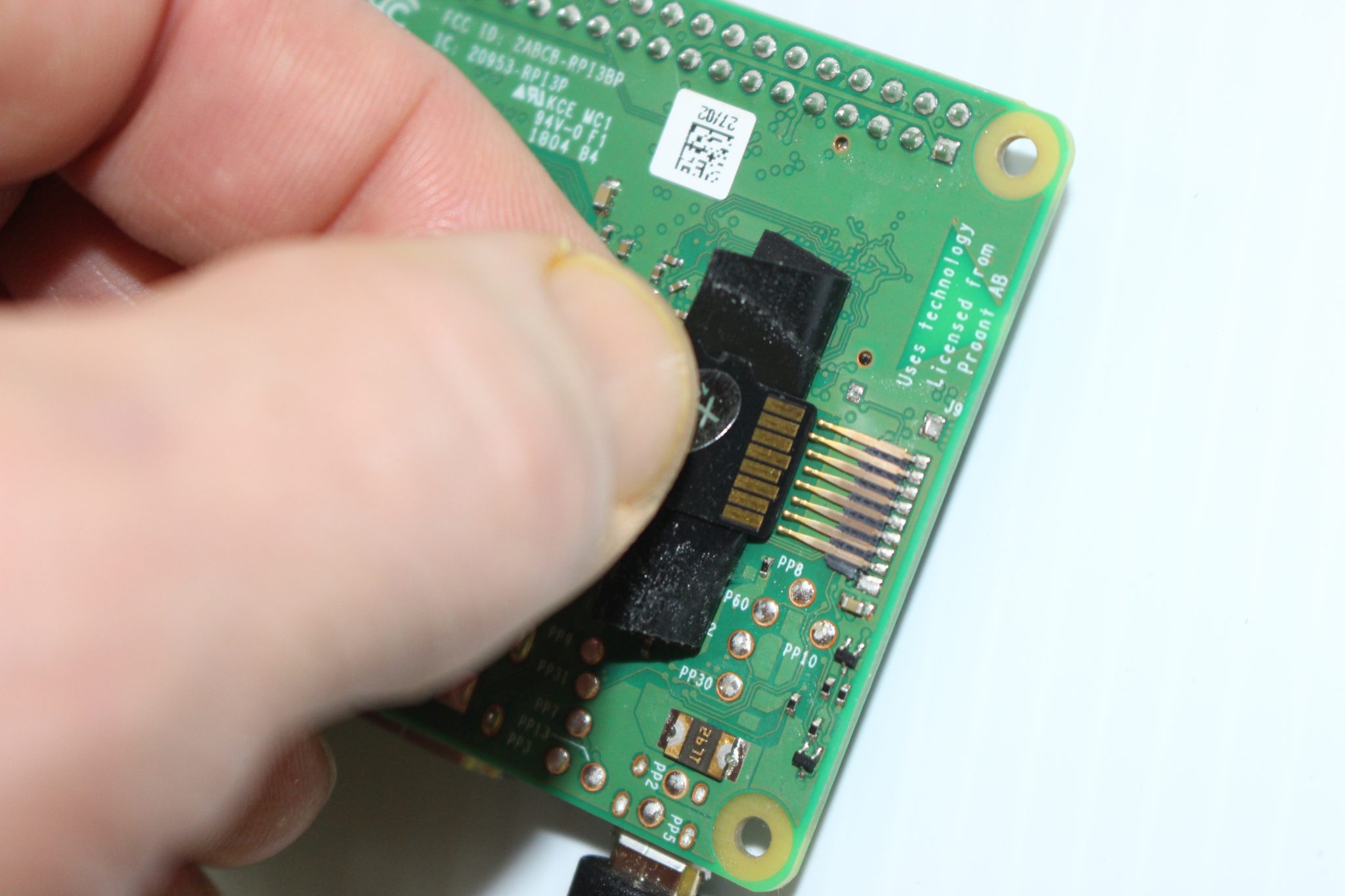 How to Fix a Broken SD card socket on Raspberry PI How to Raspberry